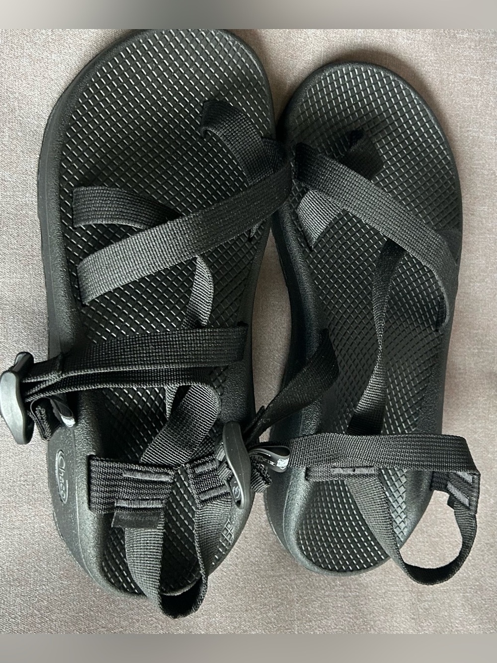 NWOT- Chaco Men's Black Z/Cloud Sandals Size 11